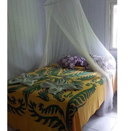Sunset Beach Maupiti Te-Fare-Arii ภายนอก รูปภาพ